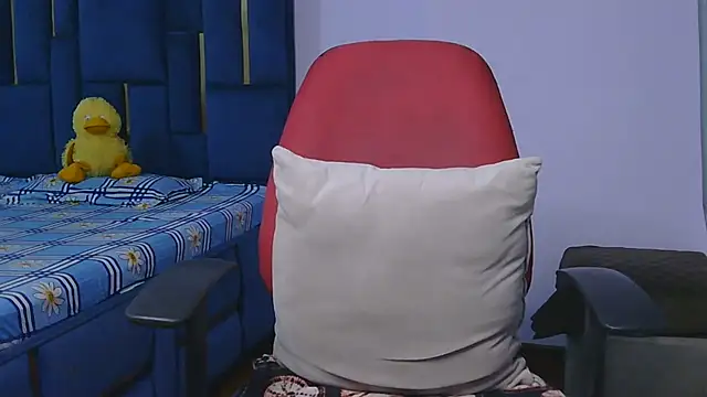 Sexysiya8 online show from February 7, 2025, 5:40 pm