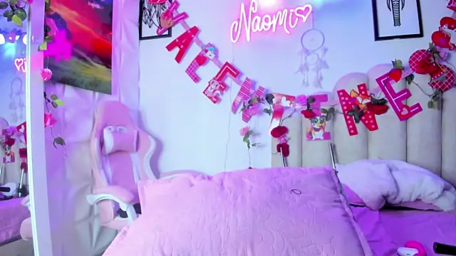 Snapshot of NaomiAsha chatting on February 14, 2025, 1:56 am NaomiAsha online show from February 14, 2025, 1:56 am