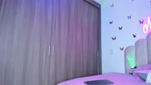 Snapshot of NaomiAsha chatting on September 14, 2025, 11:20 am NaomiAsha online show from September 14, 2025, 11:20 am
