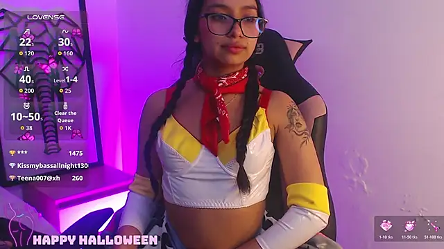 Stefanygp online show from October 31, 2025, 2:07 pm