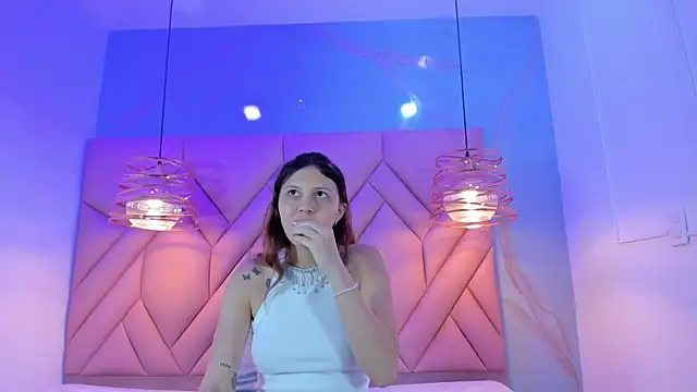 AngelaaCute  online show from March 11, 2025, 12:28 pm