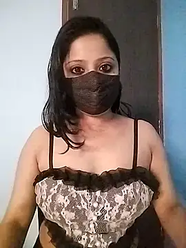 Snapshot of deepu_urs chatting on February 18, 2025, 5:53 am deepu urs online show from February 18, 2025, 5:53 am