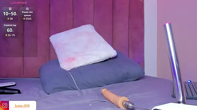 Kate bale online show from October 9, 2025, 8:40 pm