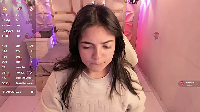 meraki fraise online show from January 18, 2025, 8:19 pm