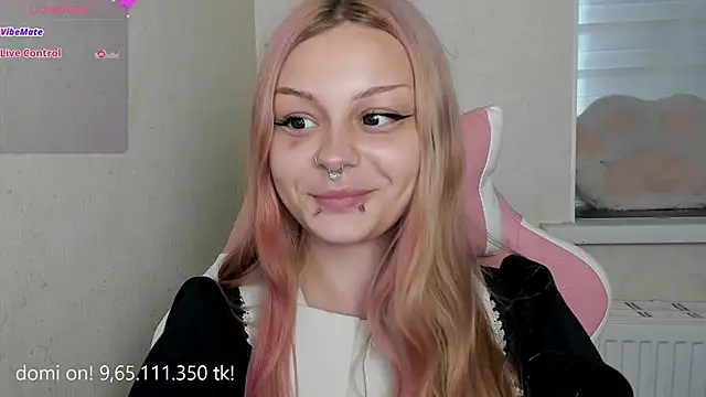 Snapshot of shy_melony chatting on August 4, 2026, 9:01 am shy melony online show from August 4, 2026, 9:01 am