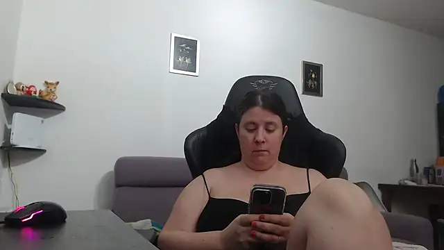 Snapshot of valerysexy chatting on July 5, 2026, 8:16 pm valerysexy online show from July 5, 2026, 8:16 pm