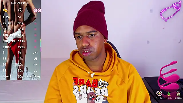 mrjhon26 online show from December 3, 2025, 12:47 pm