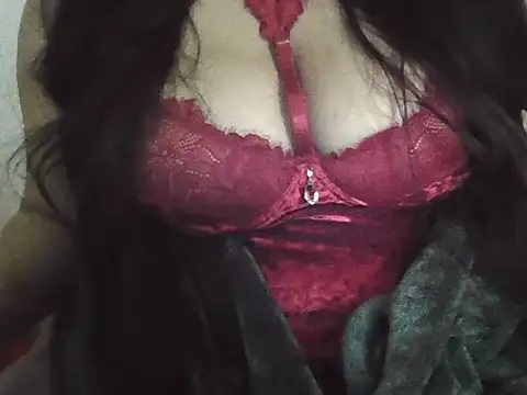 JulieJoe  online show from November 15, 2025, 8:33 am