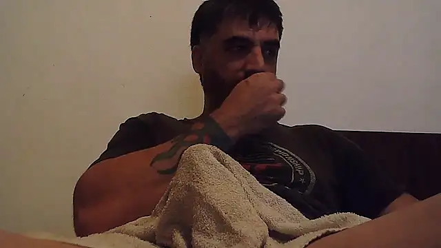 Snapshot of ozzypsico13 chatting on October 3, 2025, 2:30 am ozzypsico13 online show from October 3, 2025, 2:30 am