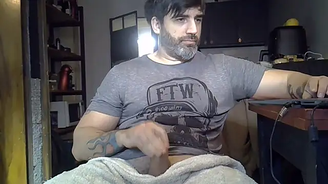 Snapshot of ozzypsico13 chatting on July 23, 2026, 2:04 pm ozzypsico13 online show from July 23, 2026, 2:04 pm