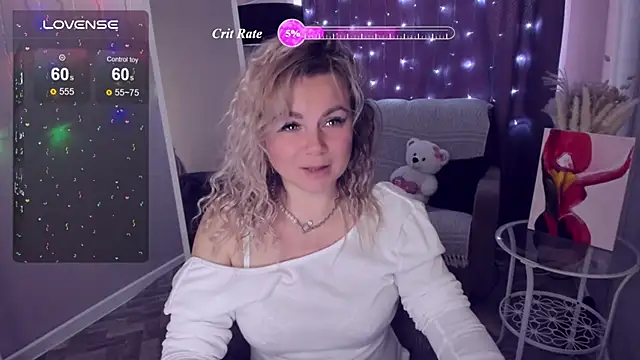 Snapshot of candy_queeen chatting on May 4, 2026, 12:39 am candy queeen online show from May 4, 2026, 12:39 am