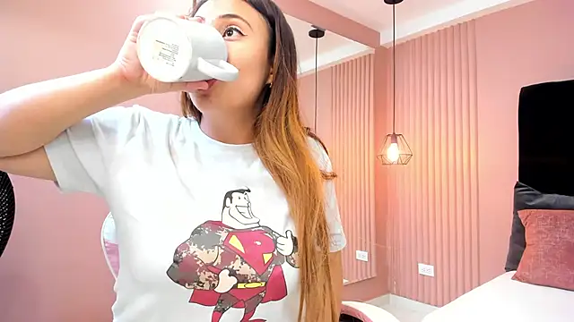 dulce santamaria online show from December 6, 2024, 12:12 am