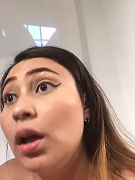 dulce santamaria online show from January 10, 2025, 10:36 pm