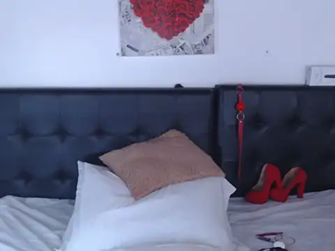 Amara Red online show from March 3, 2025, 11:11 am