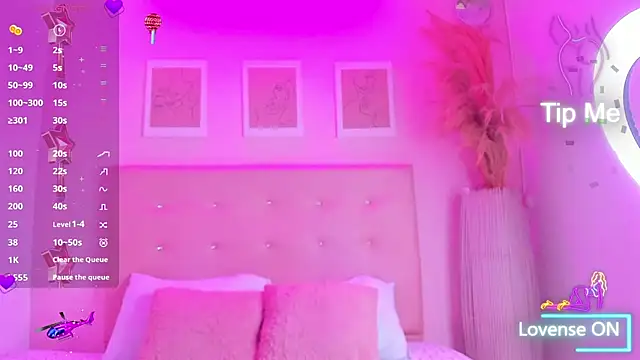 EIMY BRIGHT online show from September 11, 2025, 2:17 pm