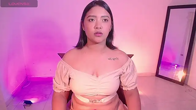 DIANEE 01 online show from October 8, 2025, 2:09 am