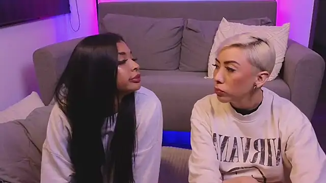 jane hart  online show from December 21, 2024, 7:03 am