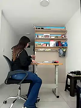 Snapshot of natalie_cowens chatting on February 5, 2025, 5:20 pm natalie cowens online show from February 5, 2025, 5:20 pm