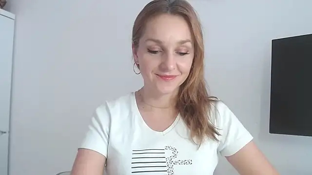 AliciaDesire online show from February 16, 2026, 2:02 pm