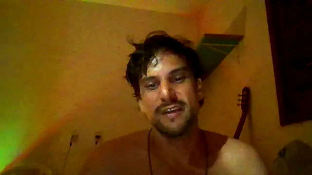 couplemilk online show from April 13, 2026, 4:51 am