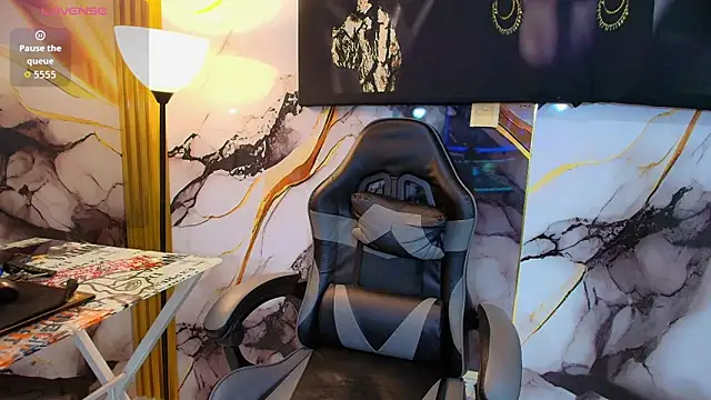 Thomas shelbys online show from March 25, 2026, 3:34 am