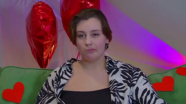 MaryMurray online show from February 24, 2025, 9:31 pm