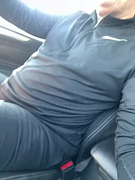 Snapshot of daddybear100 chatting on March 19, 2025, 10:22 am daddybear100 online show from March 19, 2025, 10:22 am