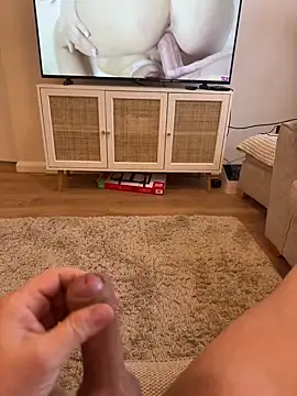 Snapshot of daddybear100 chatting on March 20, 2025, 10:43 am daddybear100 online show from March 20, 2025, 10:43 am