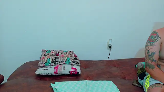 clydexxxbunny online show from December 22, 2024, 7:54 am