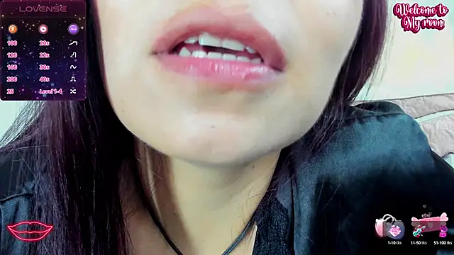 Sofia Walke1 online show from February 9, 2025, 4:18 pm