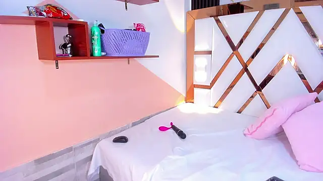 Snapshot of amberr_sweett69 chatting on February 22, 2025, 6:52 pm amberr sweett69 online show from February 22, 2025, 6:52 pm