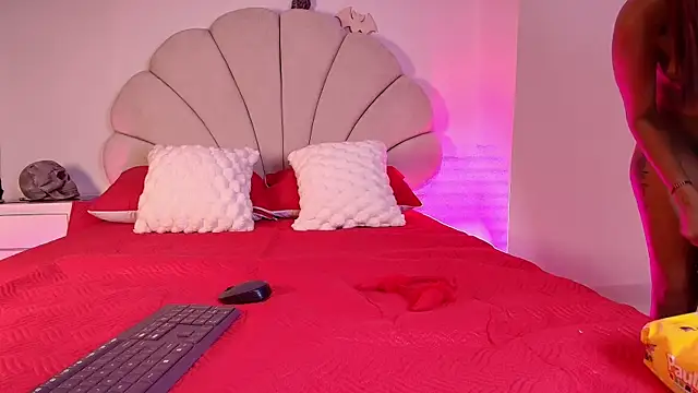 nata luna online show from October 28, 2025, 7:27 pm