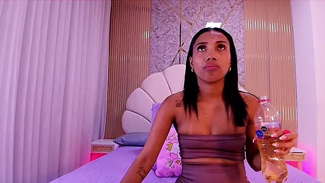 nata luna online show from April 8, 2026, 7:14 pm