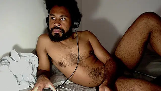 KaelMoreau online show from March 18, 2025, 6:04 pm