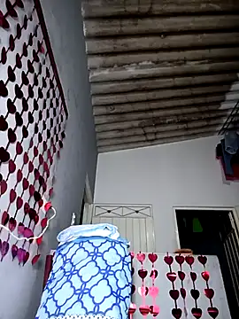 DIORA Latina online show from March 2, 2026, 3:20 am