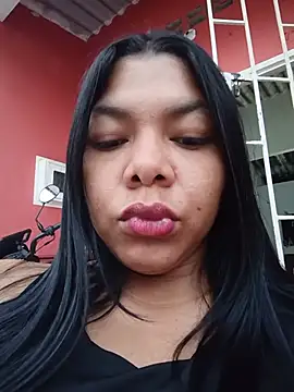DIORA Latina online show from July 6, 2026, 3:47 am