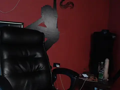 KLOE PIELL online show from March 5, 2026, 7:43 pm