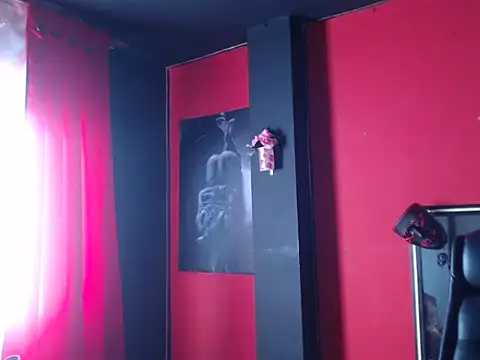 KLOE PIELL online show from March 13, 2026, 8:48 pm