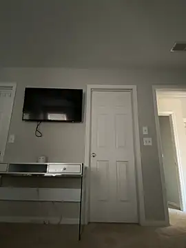 Snapshot of BubbaATL chatting on February 17, 2026, 6:47 pm BubbaATL online show from February 17, 2026, 6:47 pm