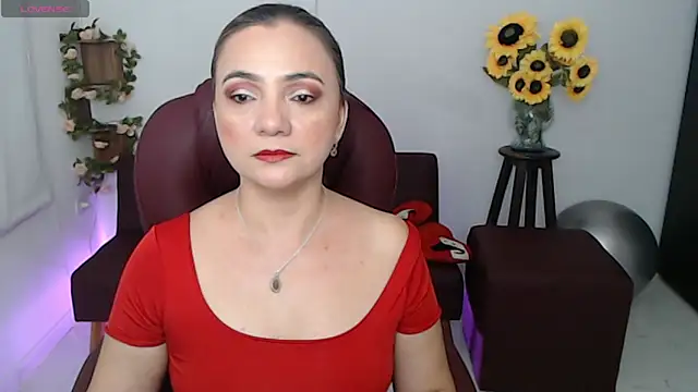 Snapshot of Ghada_milf chatting on April 21, 2026, 11:07 pm Ghada milf online show from April 21, 2026, 11:07 pm
