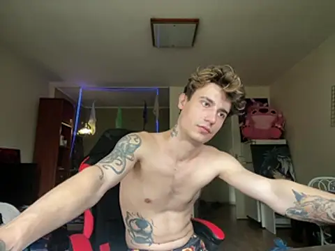 Snapshot of Mike_severi2 chatting on July 10, 2026, 7:56 am Mike severi2 online show from July 10, 2026, 7:56 am