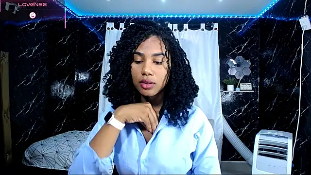 Hillary queen online show from September 12, 2025, 12:38 pm