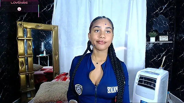 Hillary queen online show from November 10, 2025, 6:18 pm