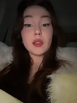 Peachy Dream online show from November 24, 2025, 6:18 pm