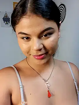 Cleo hills online show from December 11, 2024, 3:58 pm