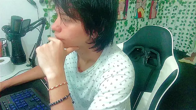 Andy gray online show from April 15, 2026, 3:08 pm