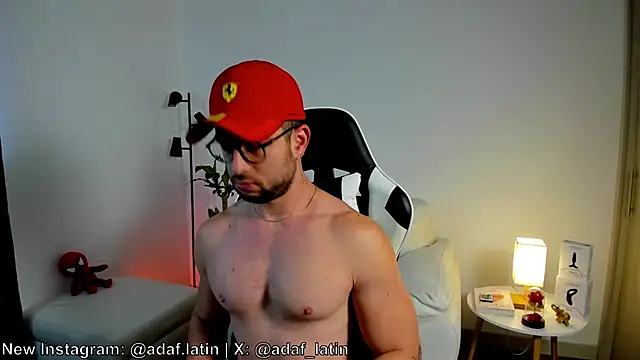dafboy1 online show from June 3, 2026, 12:41 pm