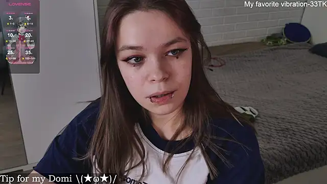 Snapshot of ValBae chatting on February 10, 2025, 4:58 pm ValBae online show from February 10, 2025, 4:58 pm