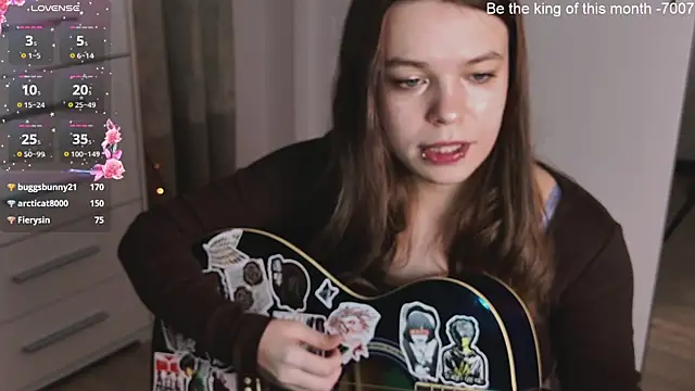 Snapshot of ValBae chatting on March 18, 2025, 6:48 pm ValBae online show from March 18, 2025, 6:48 pm