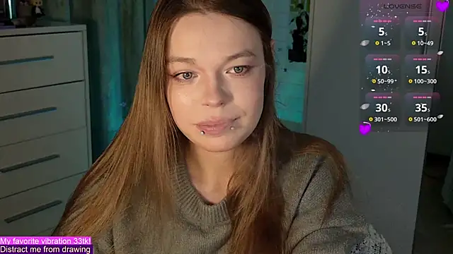 Snapshot of ValBae chatting on September 30, 2025, 8:36 pm ValBae online show from September 30, 2025, 8:36 pm